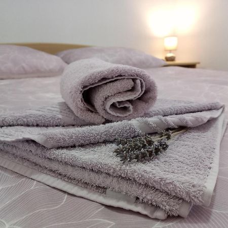 Apartman Kristina เวอร์บนิค ภายนอก รูปภาพ