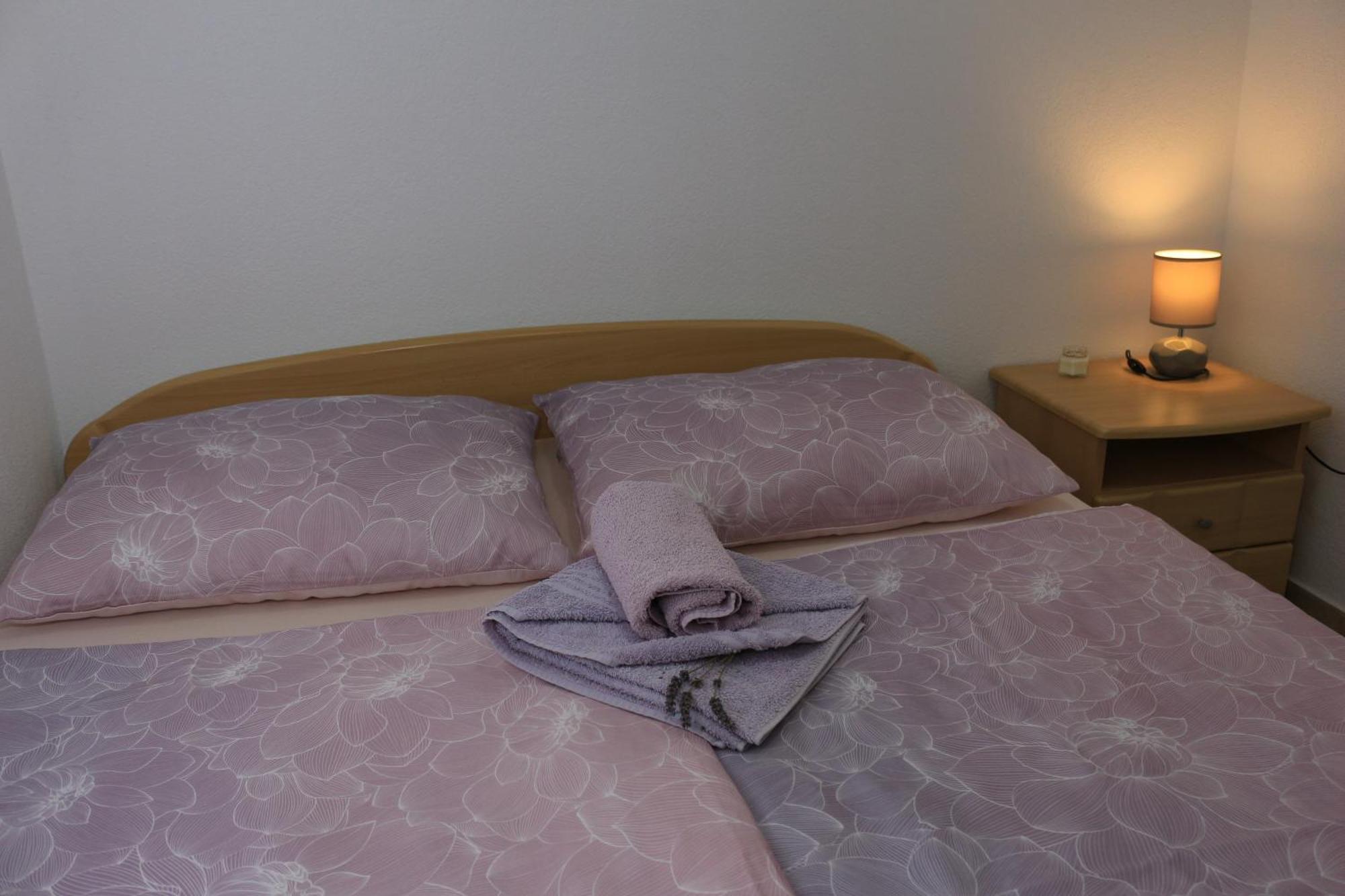 Apartman Kristina เวอร์บนิค ภายนอก รูปภาพ