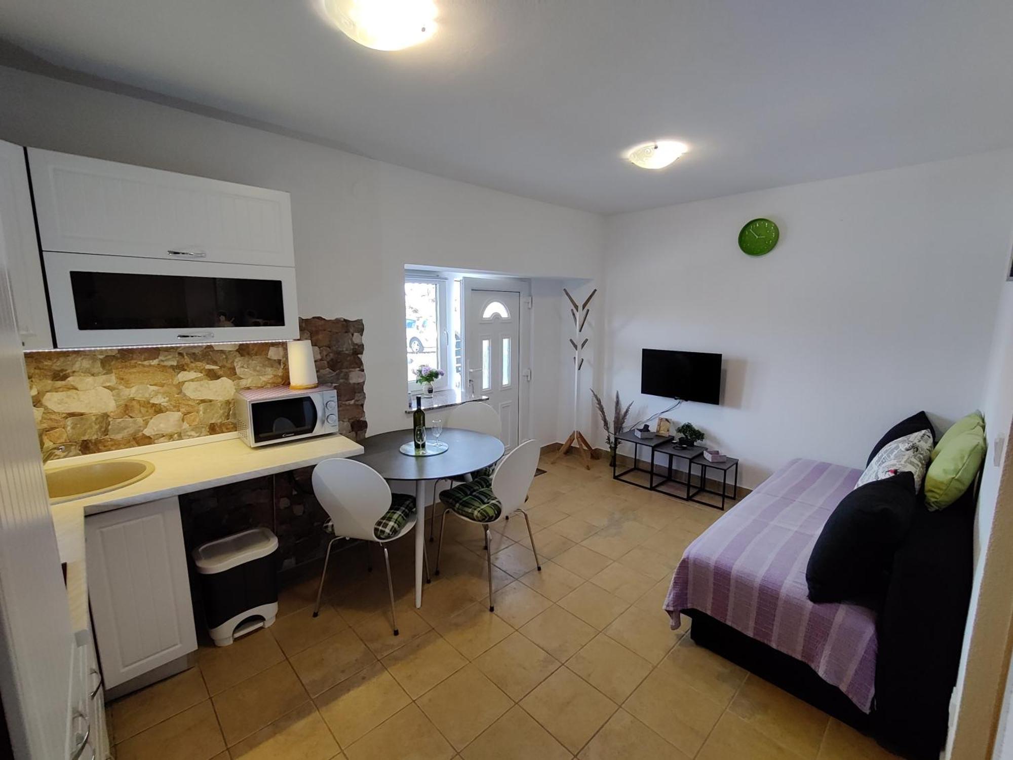 Apartman Kristina เวอร์บนิค ภายนอก รูปภาพ