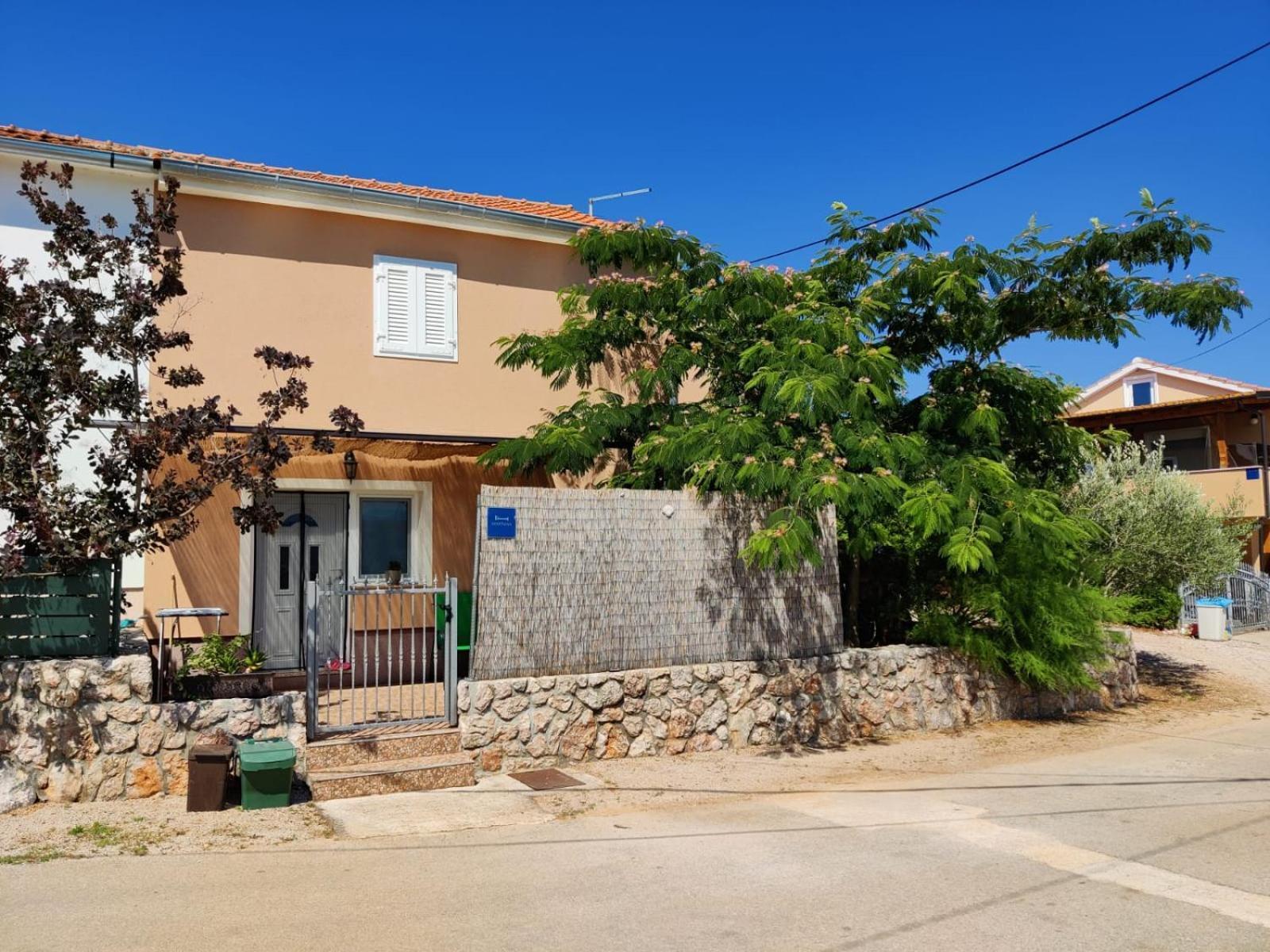 Apartman Kristina เวอร์บนิค ภายนอก รูปภาพ